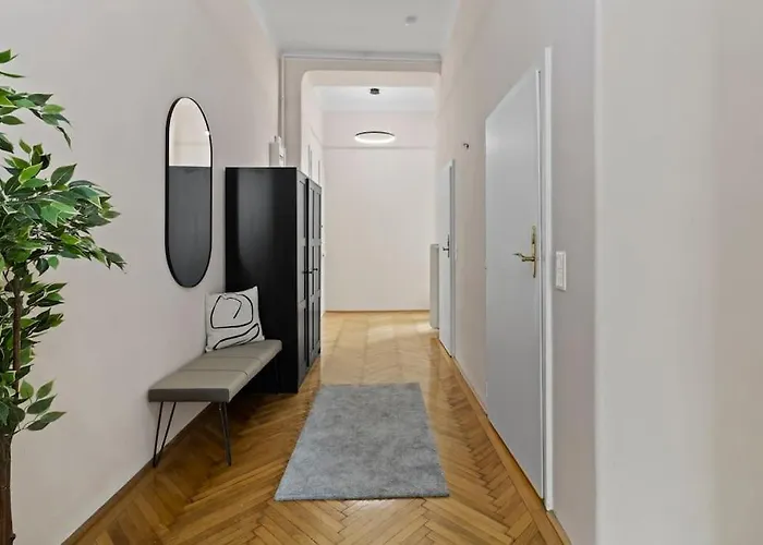 Apartamento At Belvedere, Location Close To U1 *